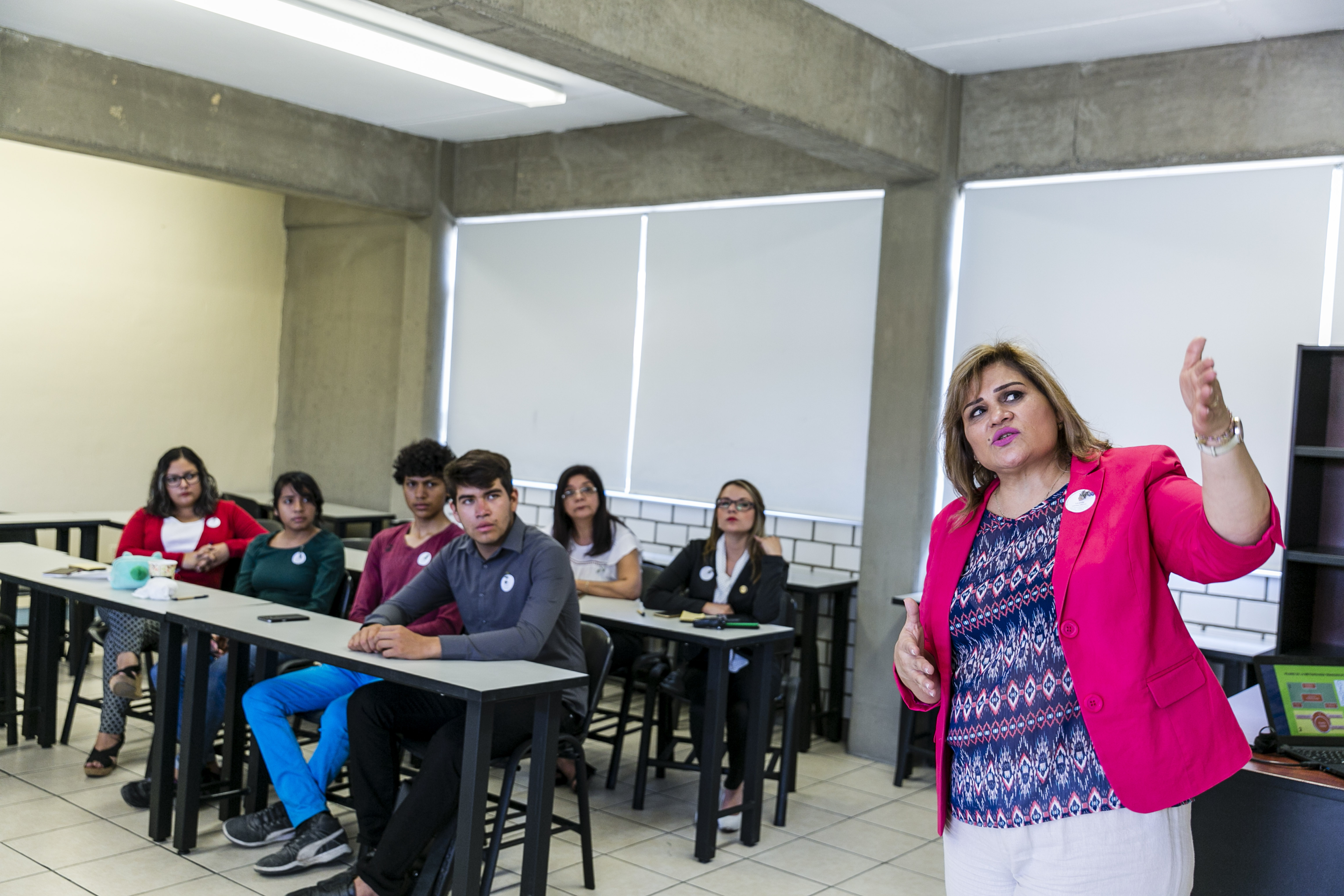 Docentes en aula