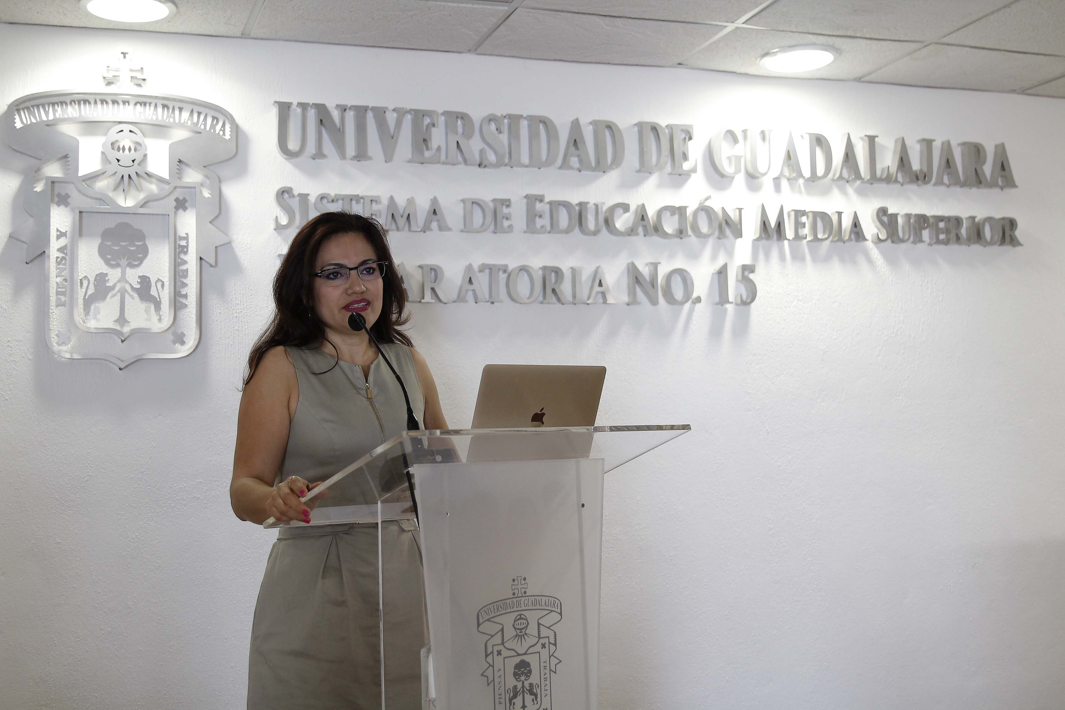 Finalizan festejos del décimo aniversario de la Preparatoria 15