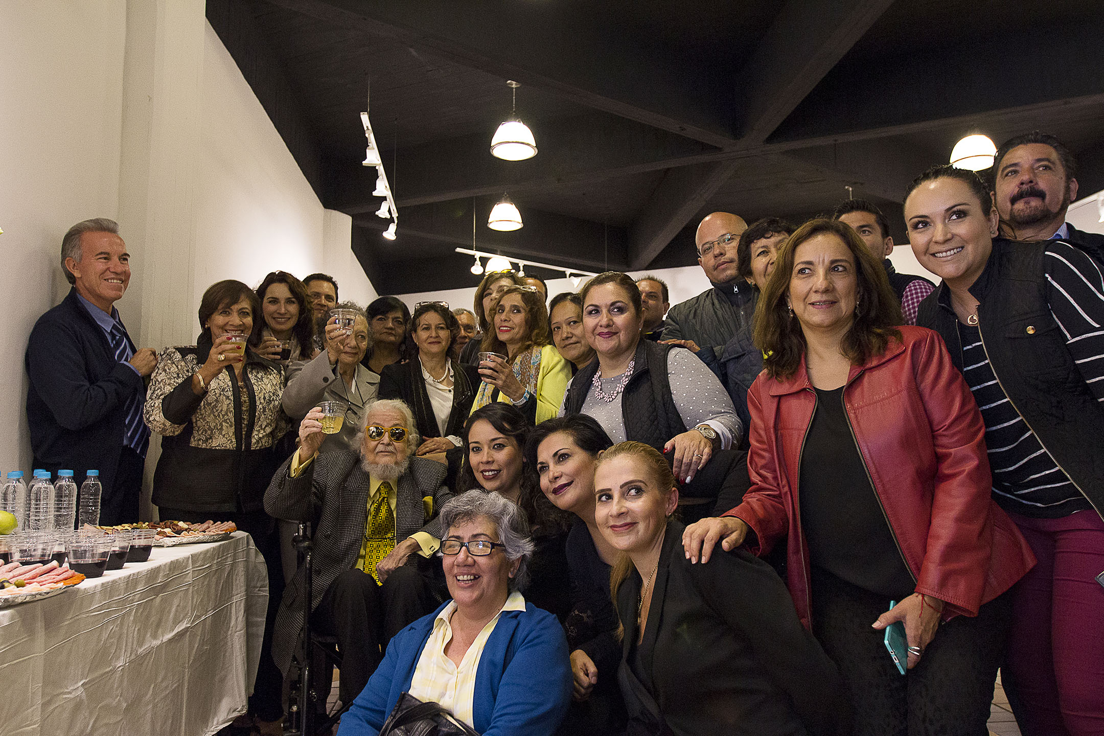 Rinden Homenaje al escritor Fernando del Paso