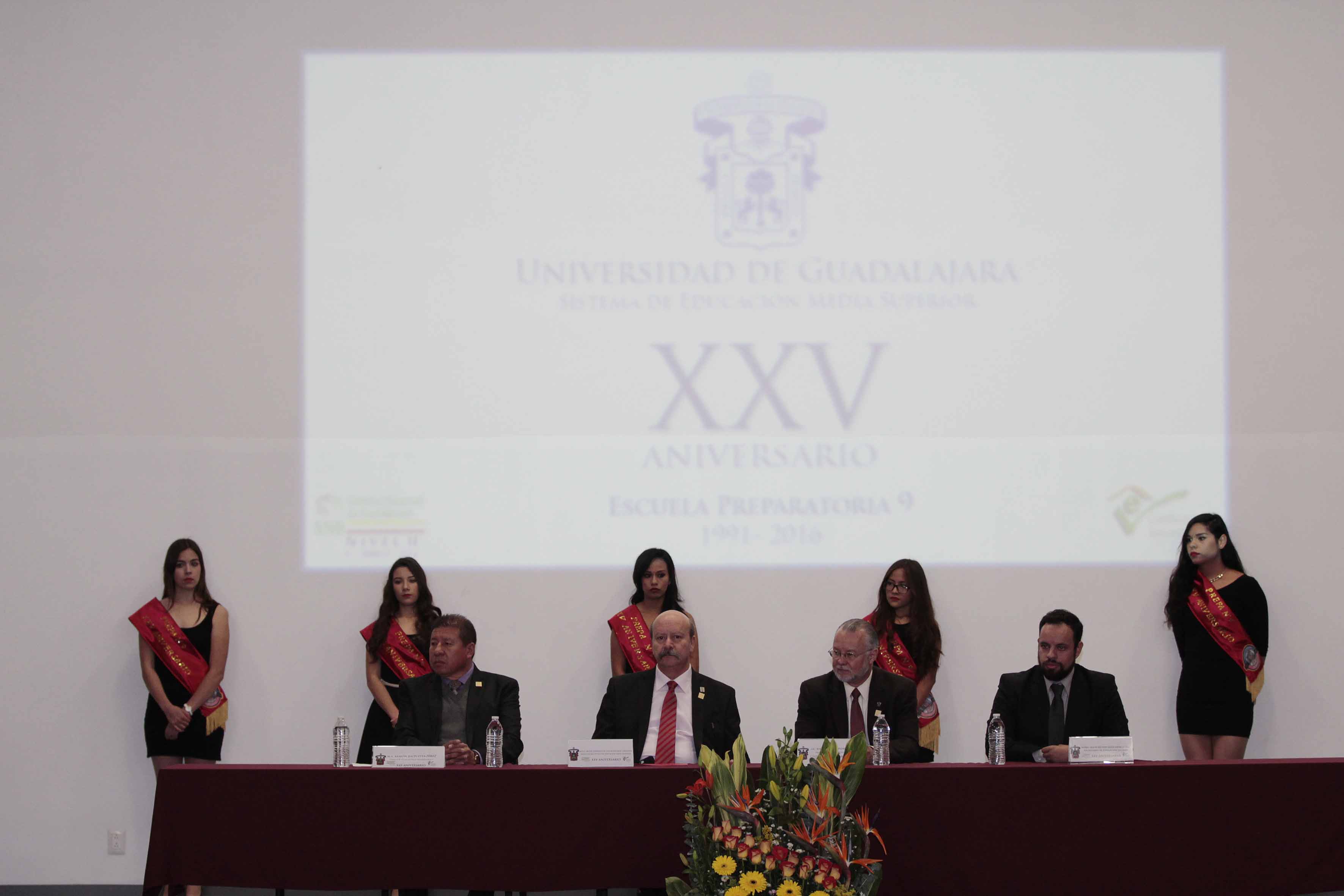 Conmemora la Preparatoria 9 su XXV aniversario