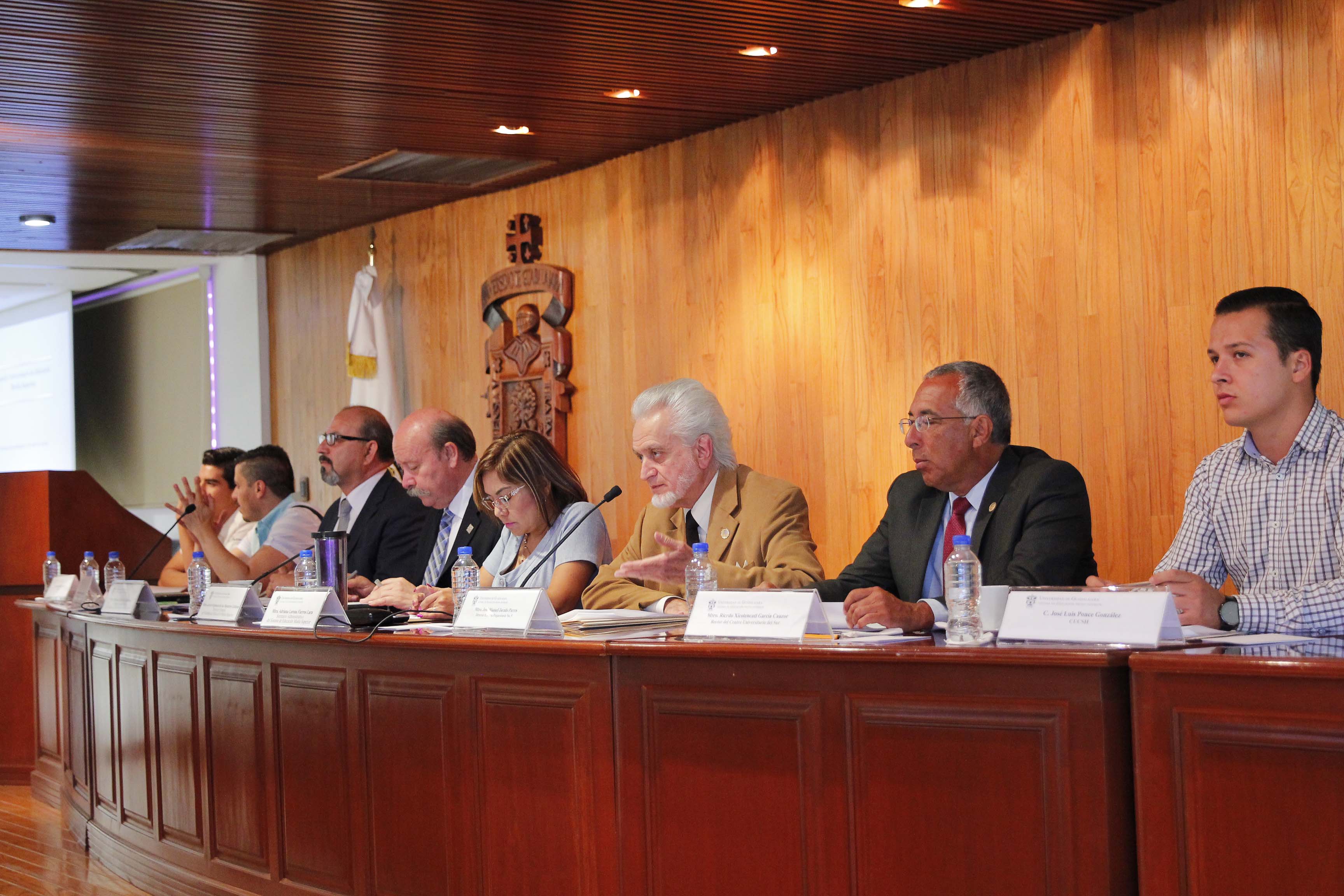 Realiza CUEMS sesión extraordinaria