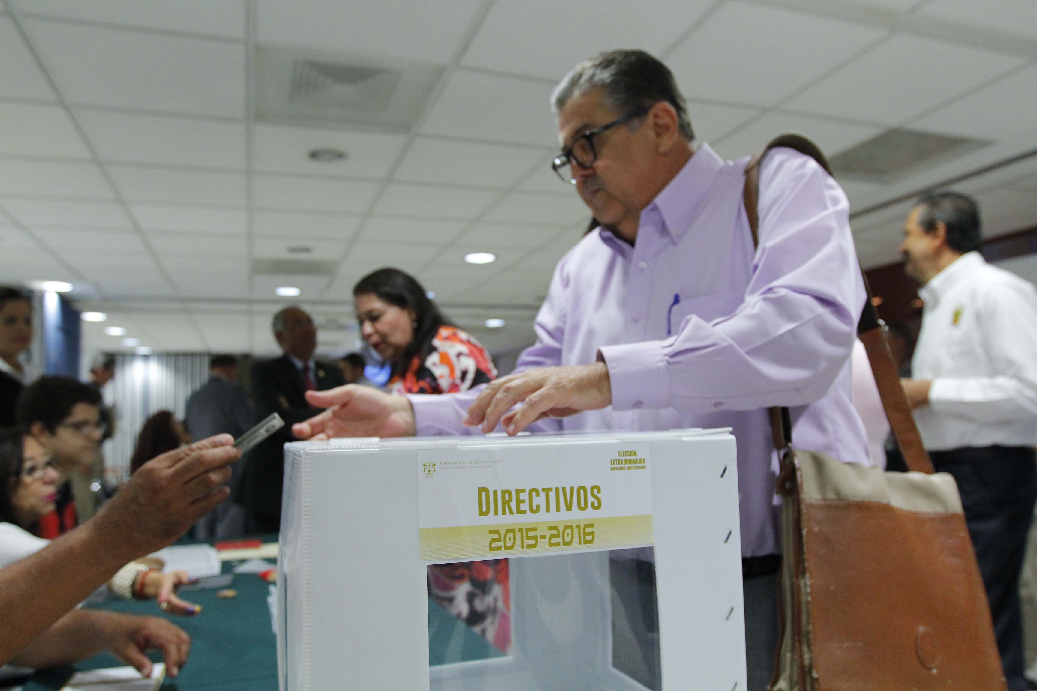 Realiza CUEMS sesión extraordinaria