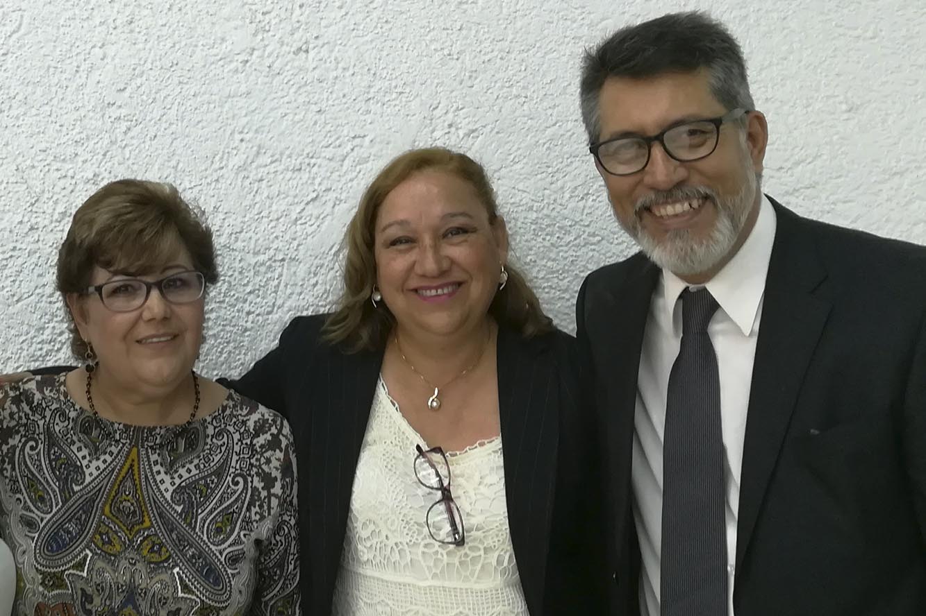 Autoridades del presidium