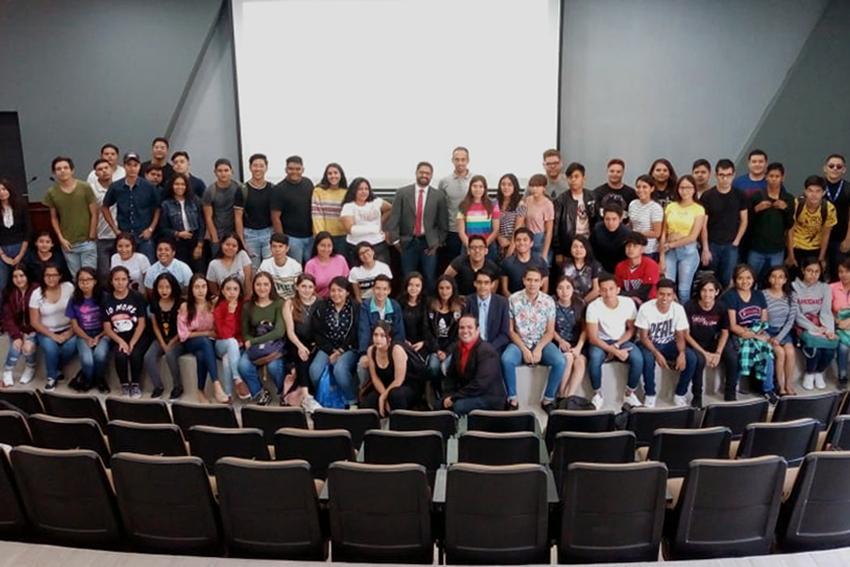 Asistentes a evento