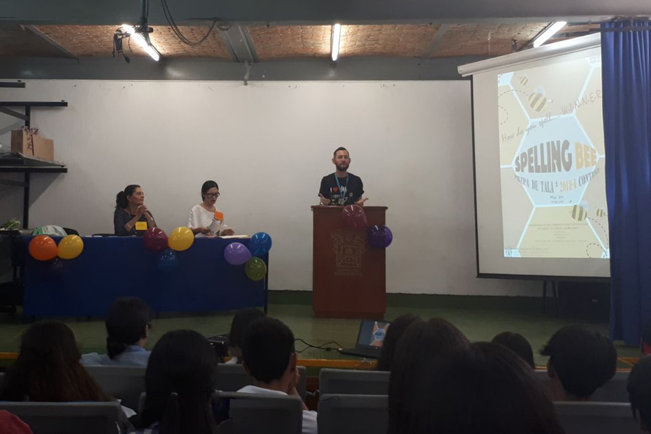 Integrantes de la mesa del presídium