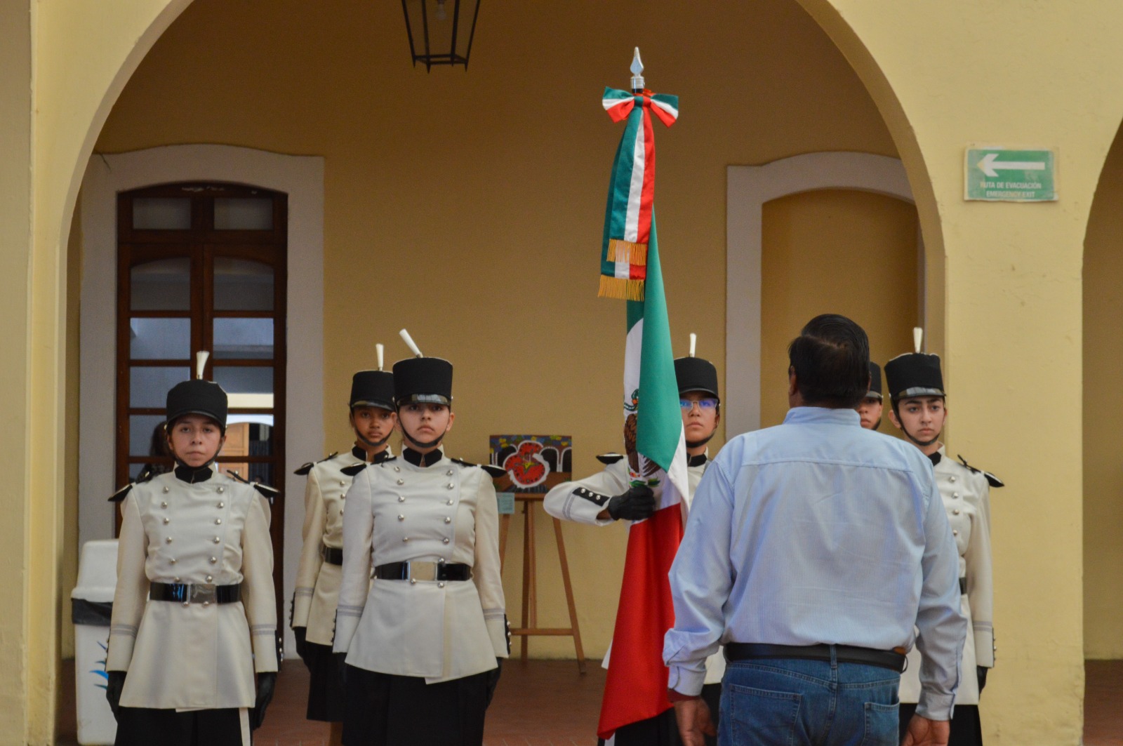 escolta de bandera