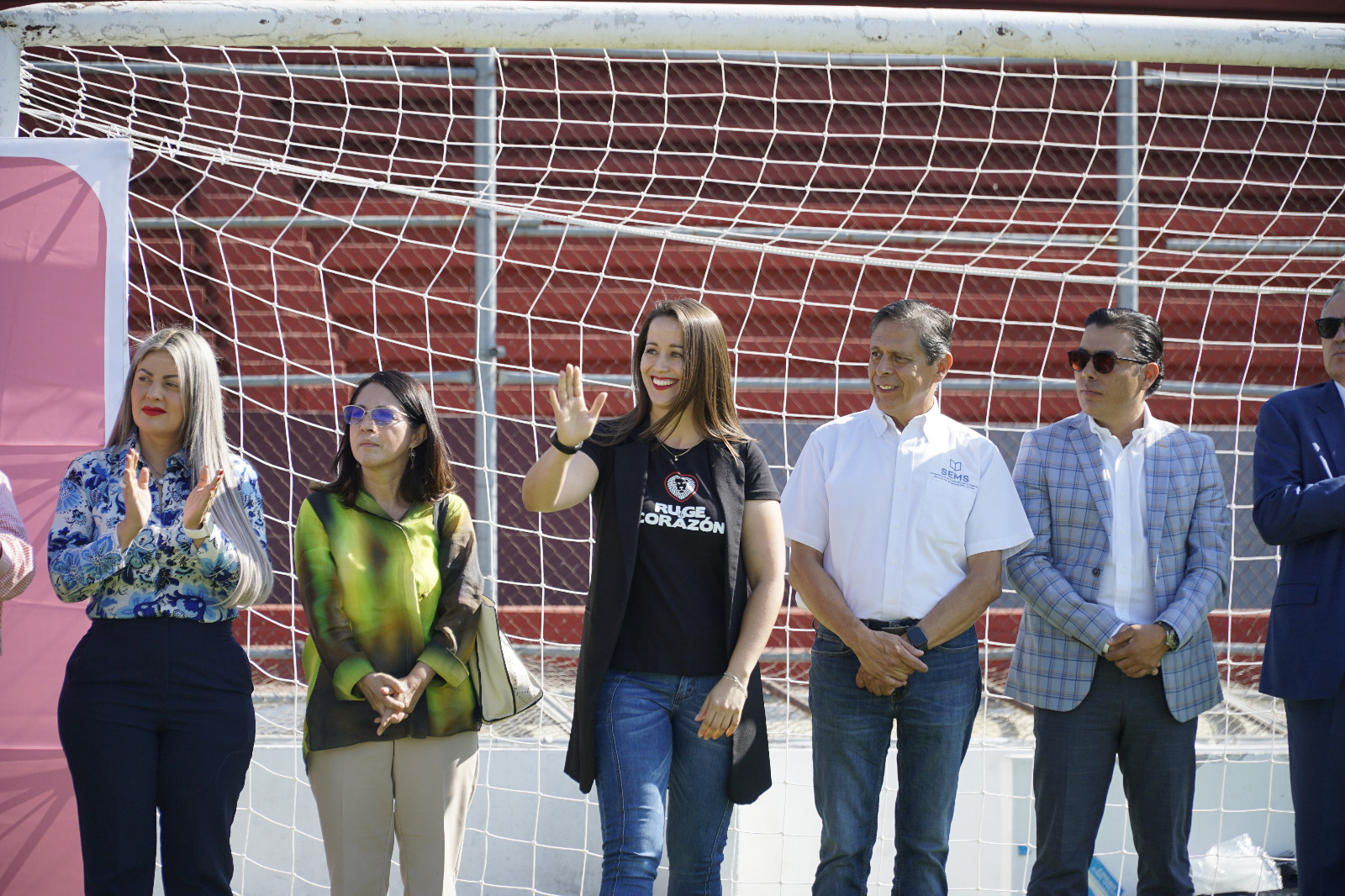 Autoridades del evento en el inicio de la actividad