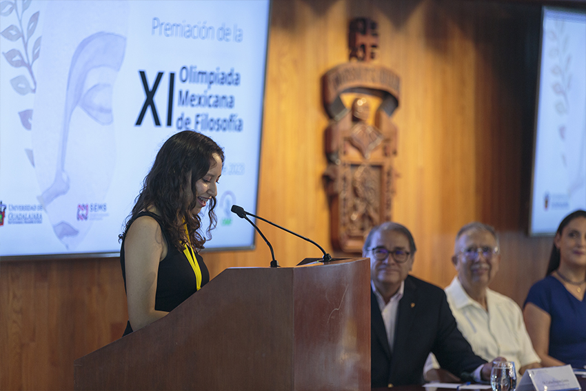 premian ganadores de la Olimpiada Mexicana de Filosofía