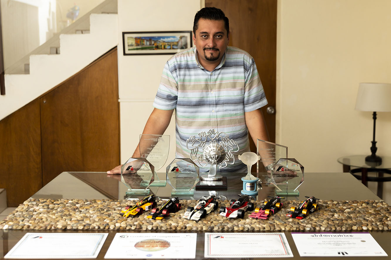 Maestro Marco Chavira Calderón