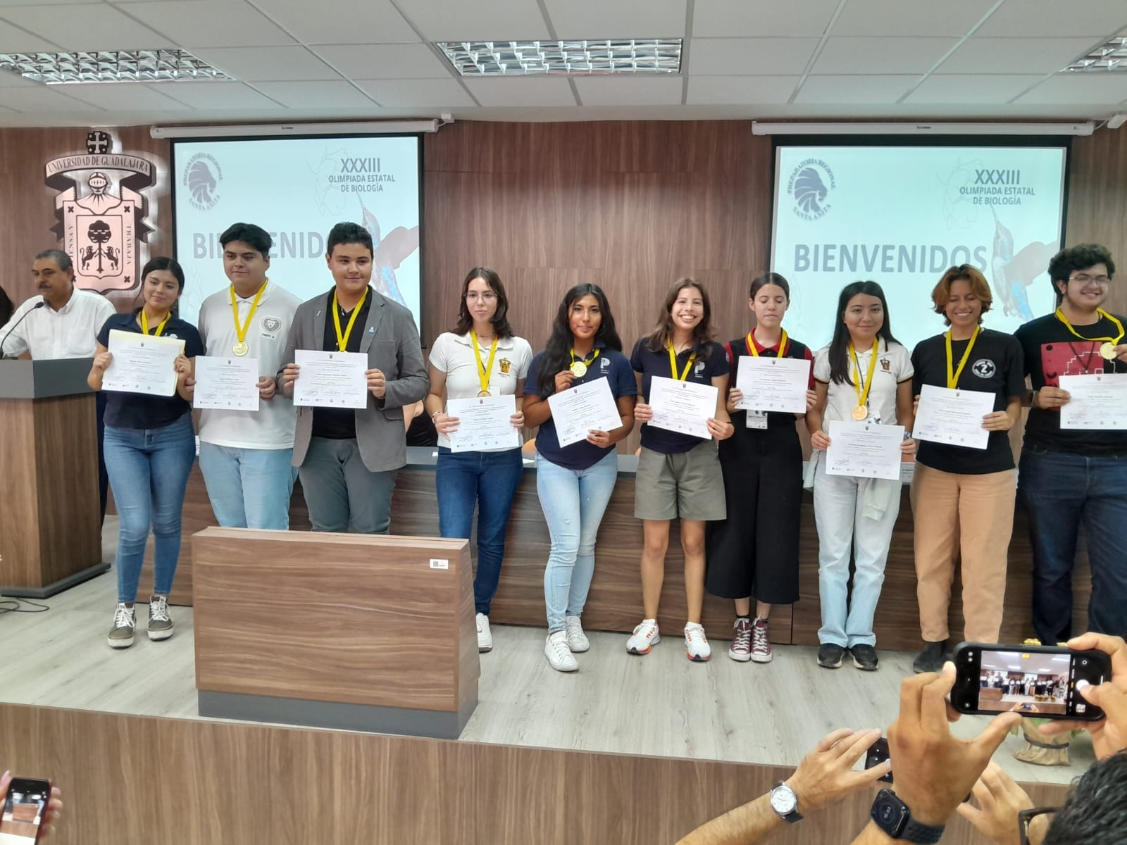Jóvenes de Prepas UDG reconocidos en la Olimpiada Estatal de Biología