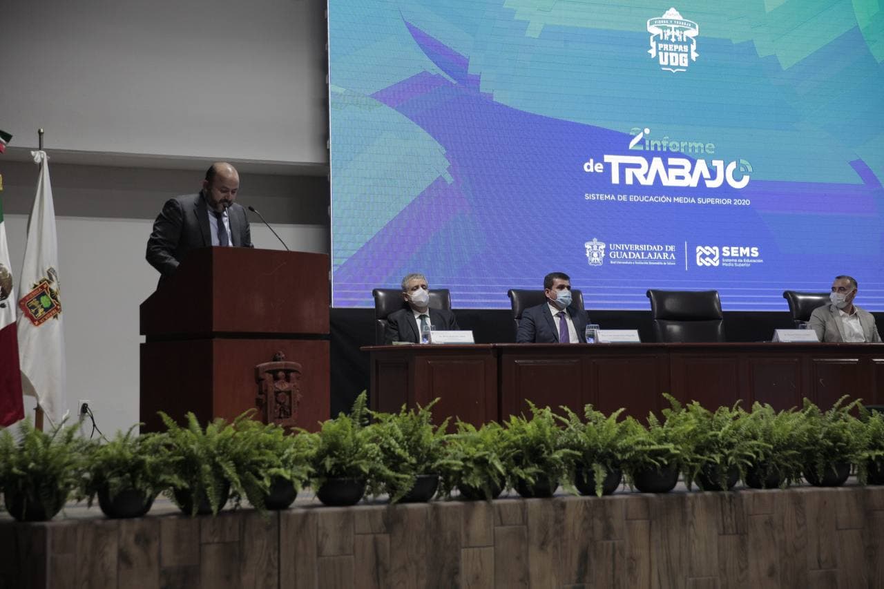 Autoridades del presidium