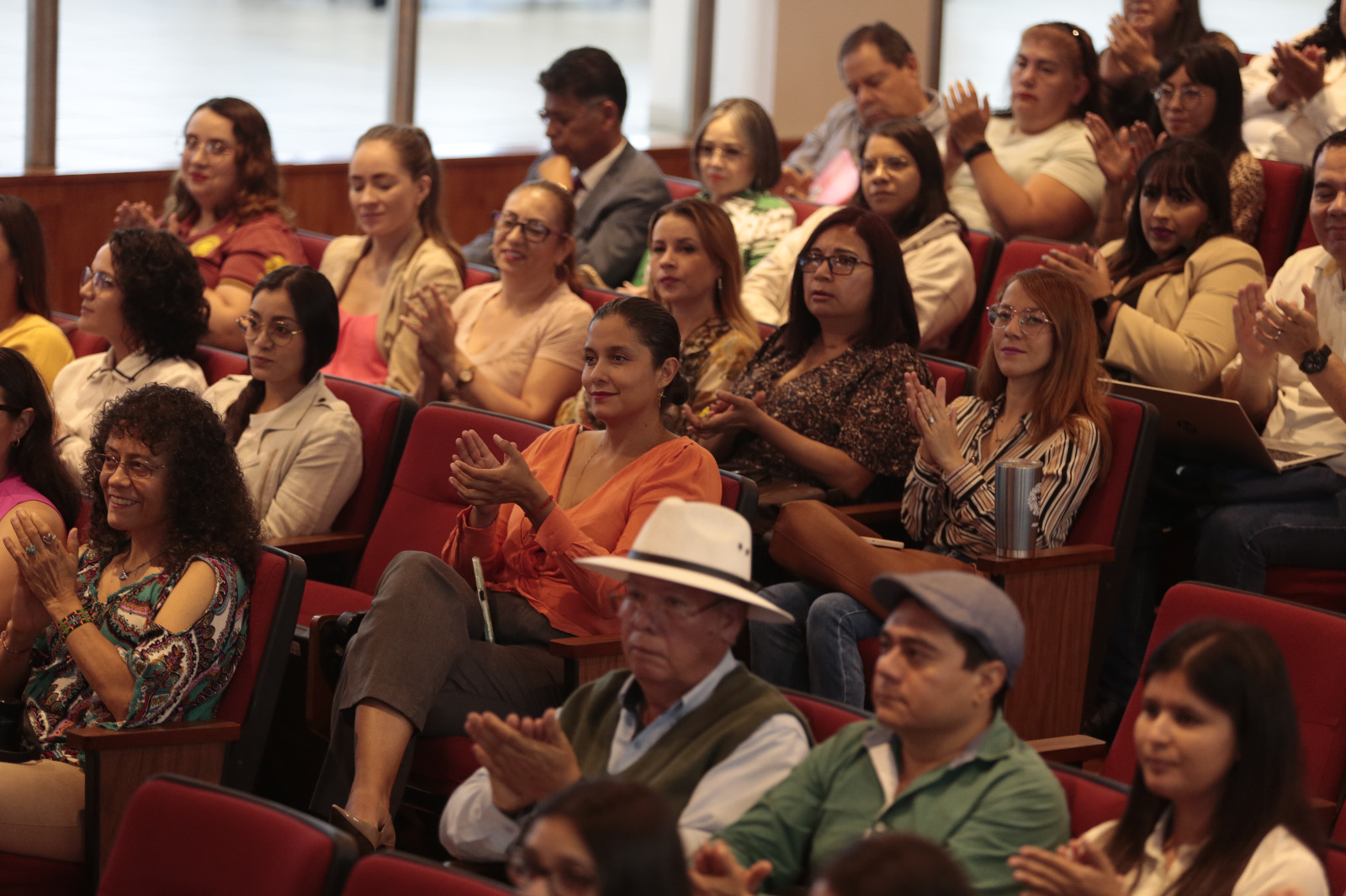 Asistentes a evento