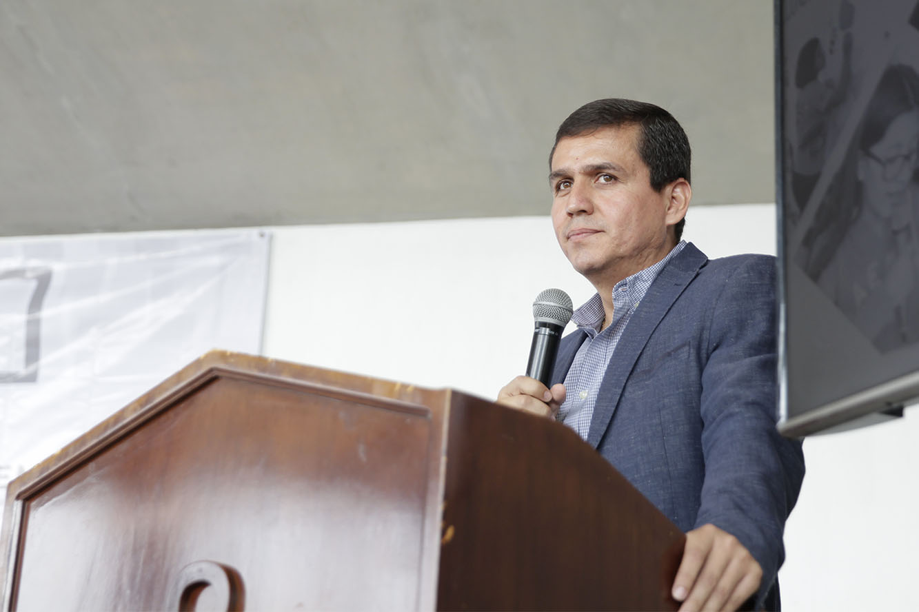 Director General del SEMS en pódium