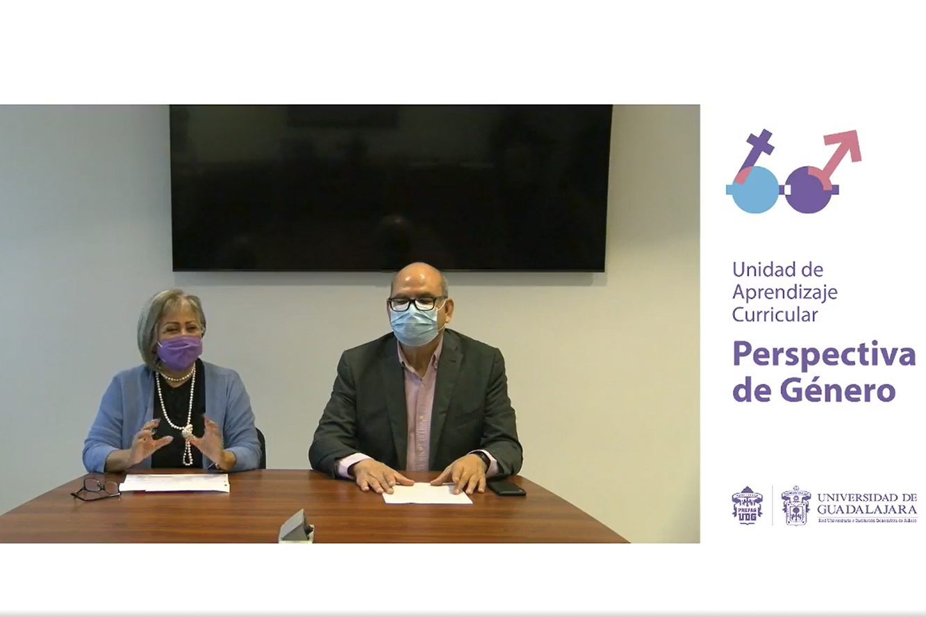 Autoridades del evento en presentación