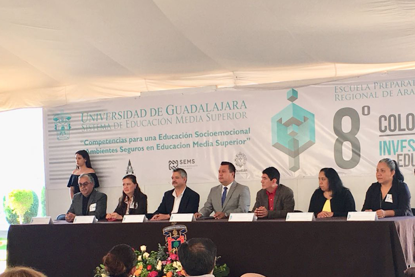 Autoridades del presidium