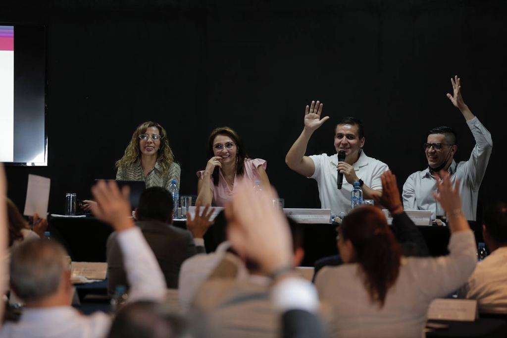 Participantes en reunión