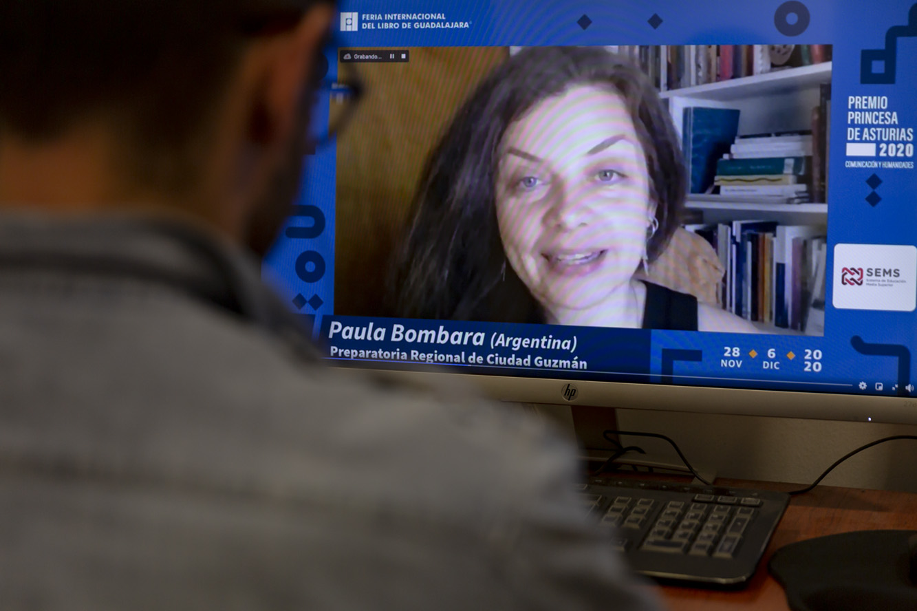 Charla de Paula Bombara en línea