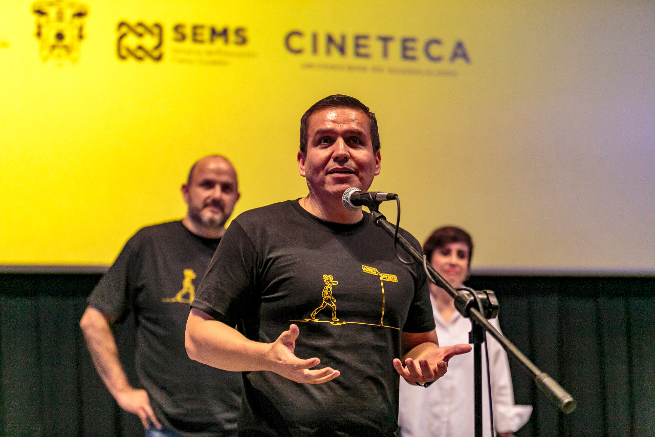maestro César Barba director general del sems