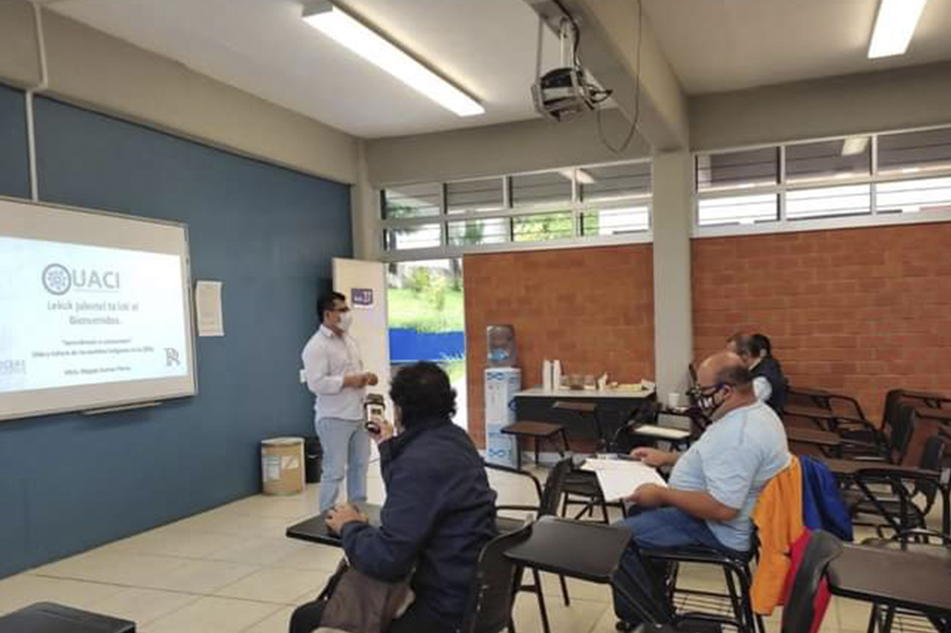 Participantes de actividad en aula