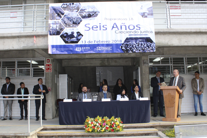 Autoridades del presidium