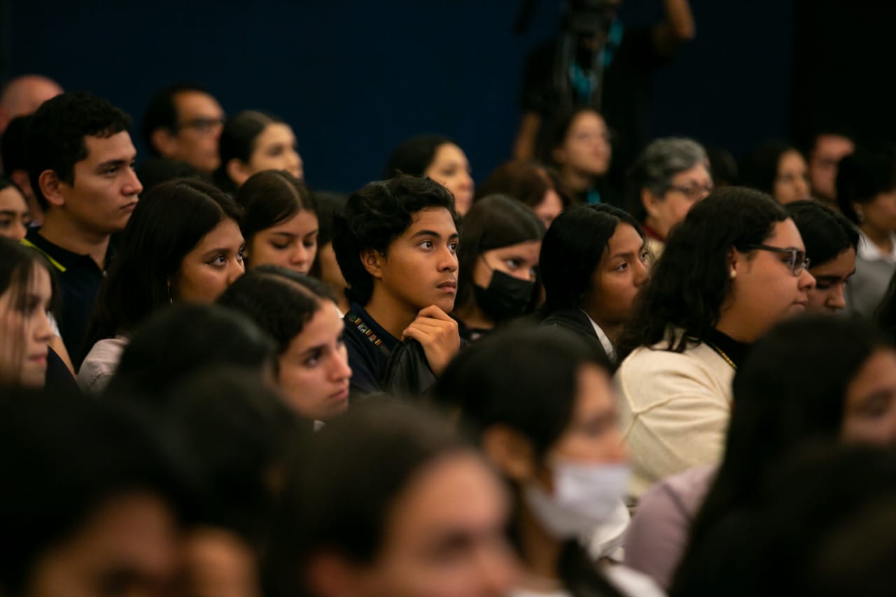asistentes al evento