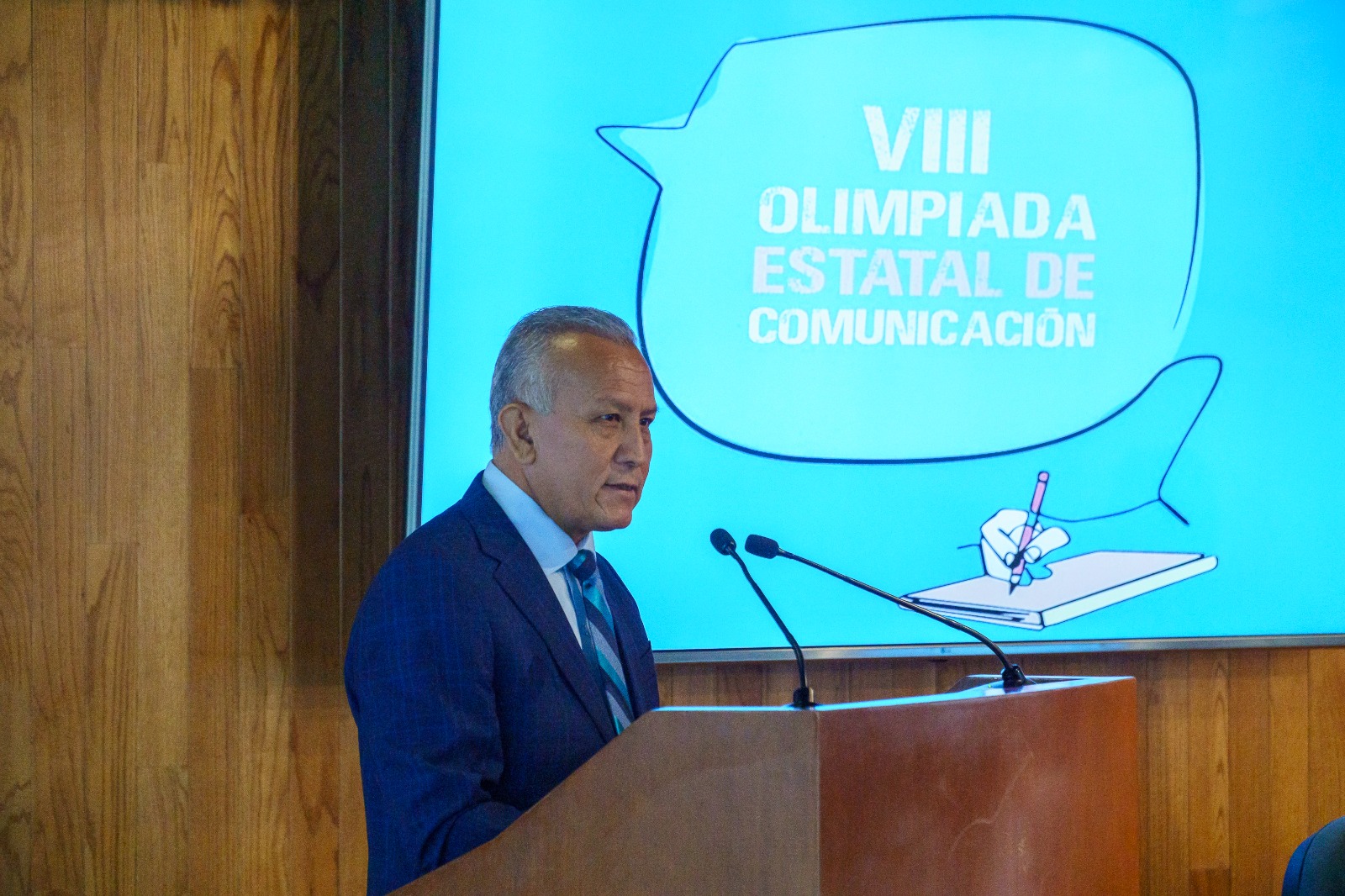 Autoridad del evento en uso de la voz