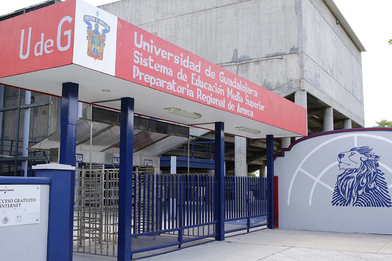 Fachada del plantel