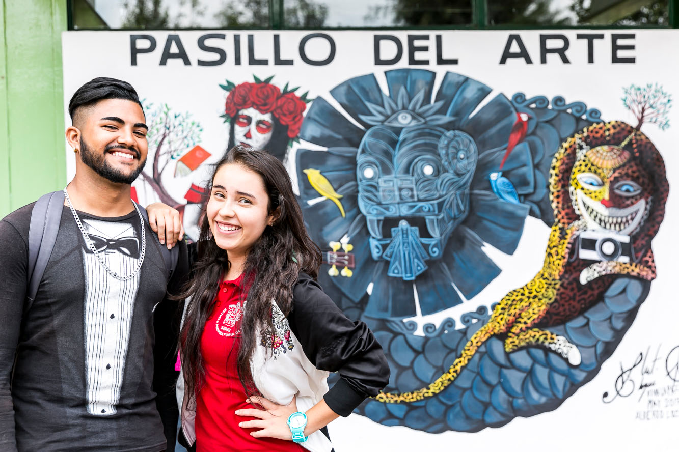 Alumnos en expresión artistica