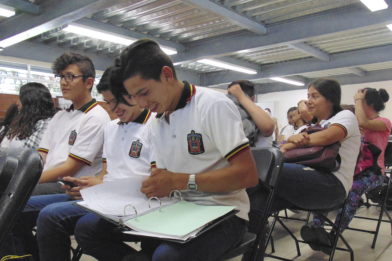 Alumnos en aula
