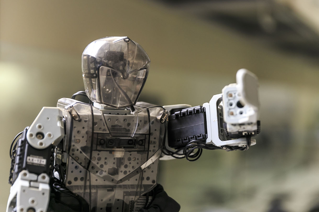 Robot