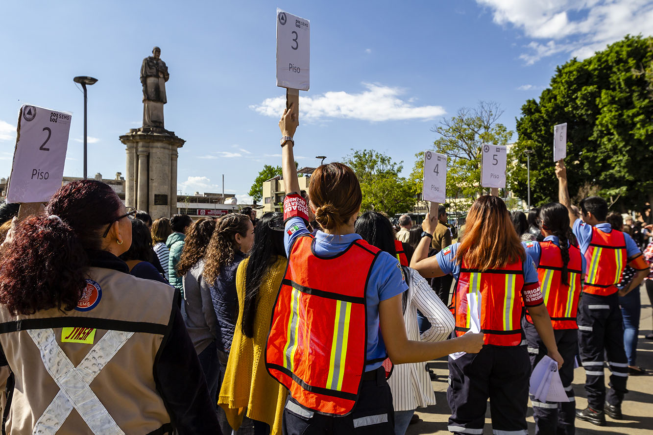 Participantes en macrosimulacro