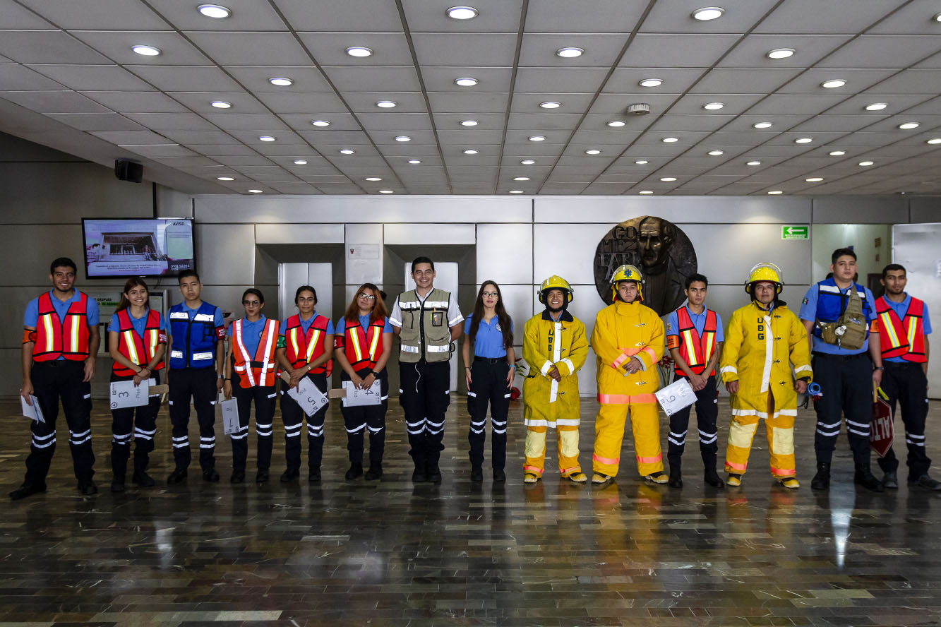 Participantes en macrosimulacro