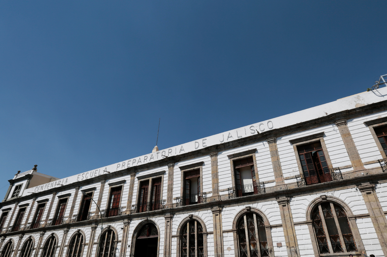 Fachada de la Escuela Preparatoria de Jalisco