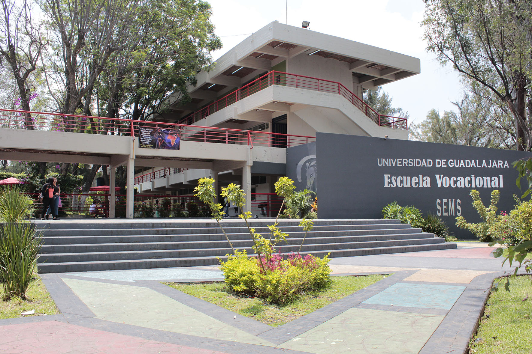 Fachada del plantel