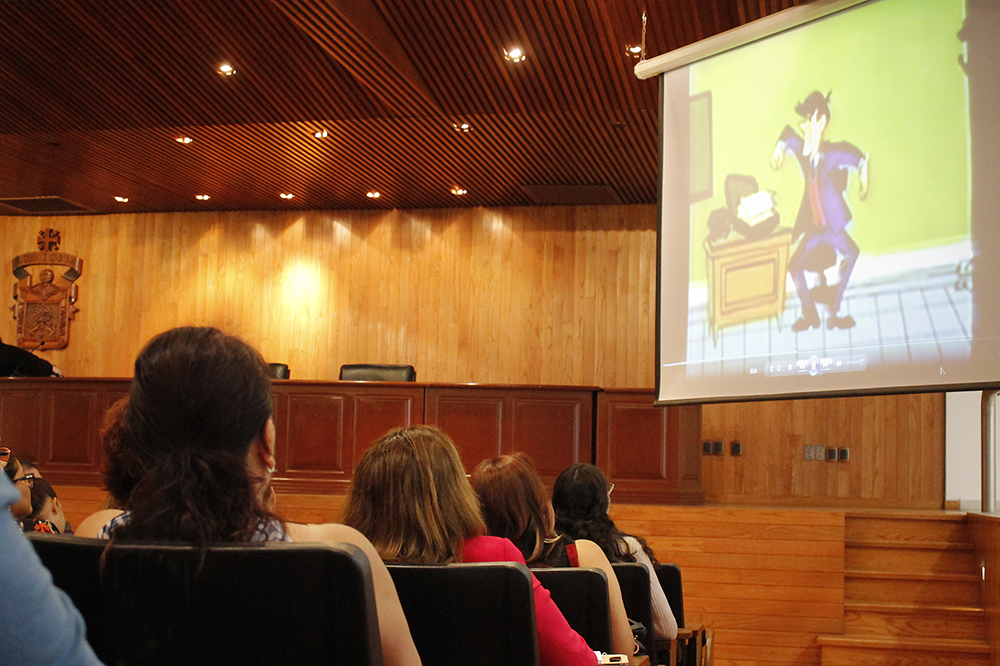 Académicos del SEMS en el auditorio del edificio Valentín Gómez Farías