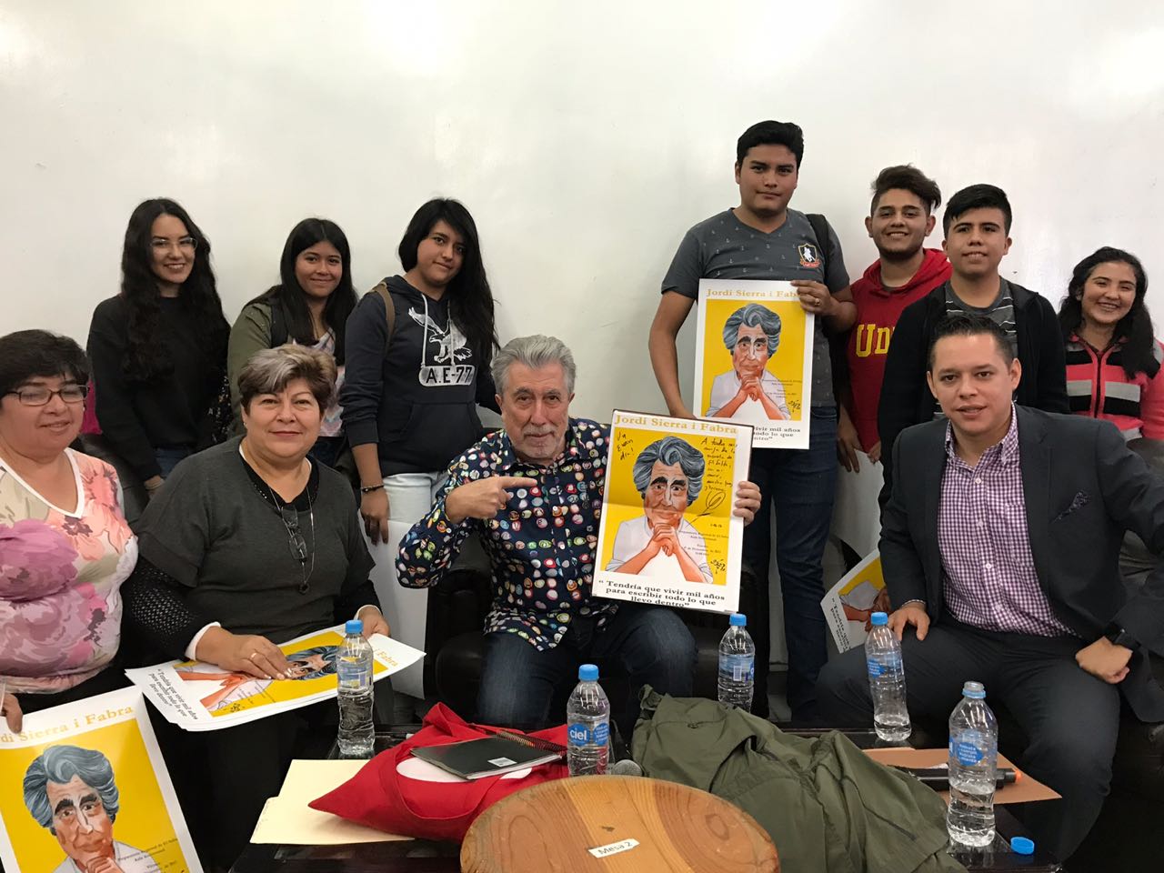 Escritor en Ecos de la FIL Joven