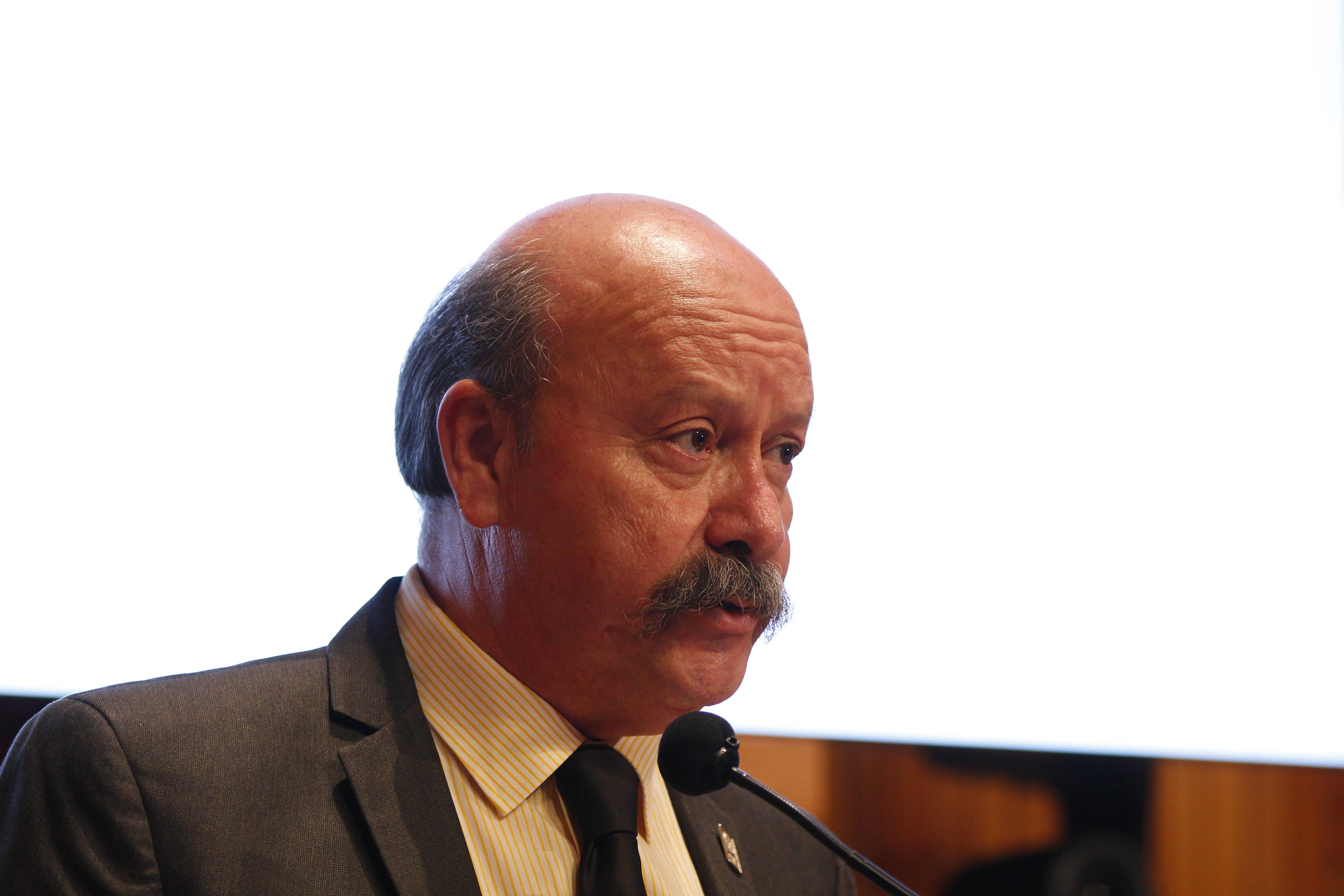 Entregan nombramientos a 66 directores de preparatorias