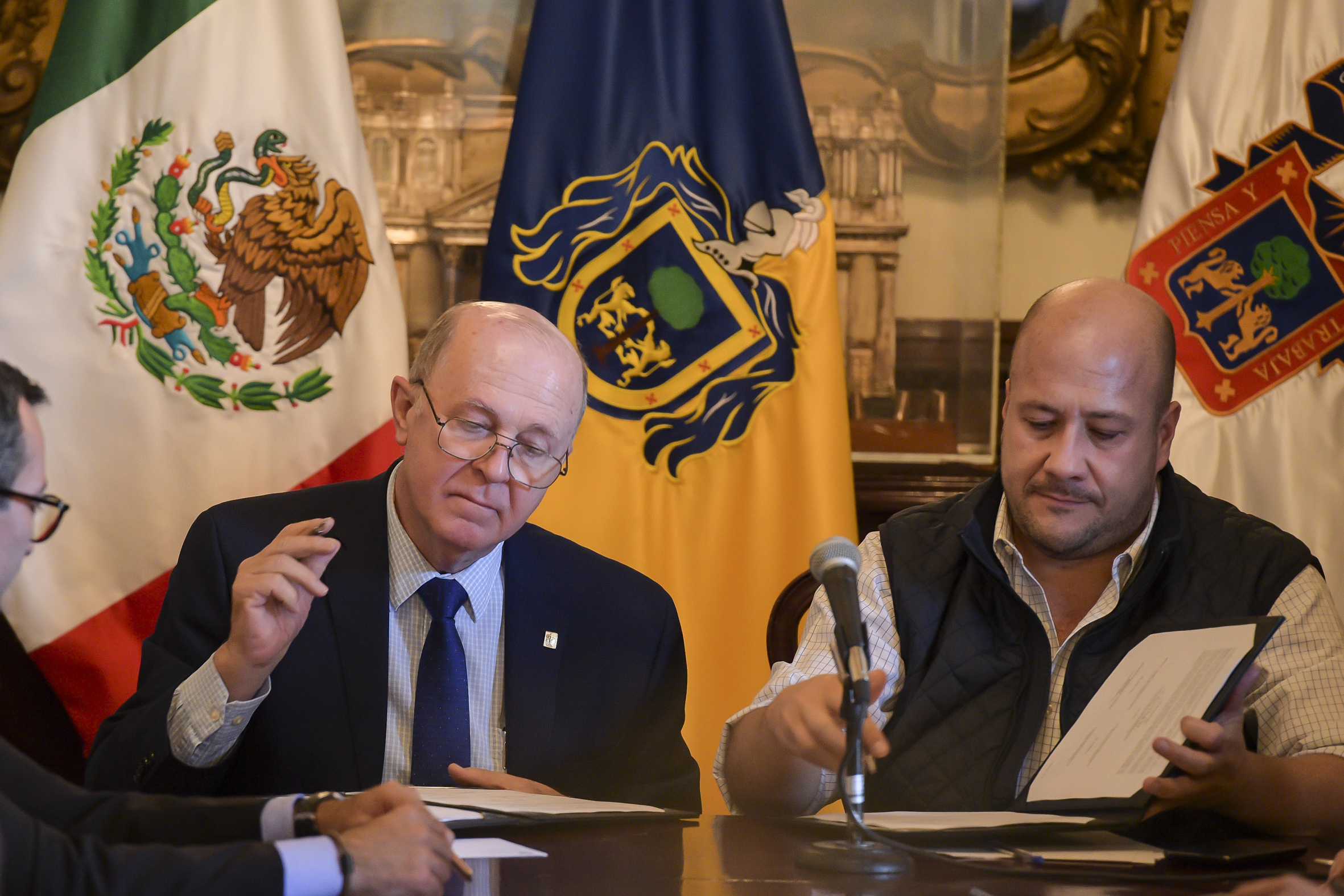 Gobernador del Estado y Rector General de la U de G