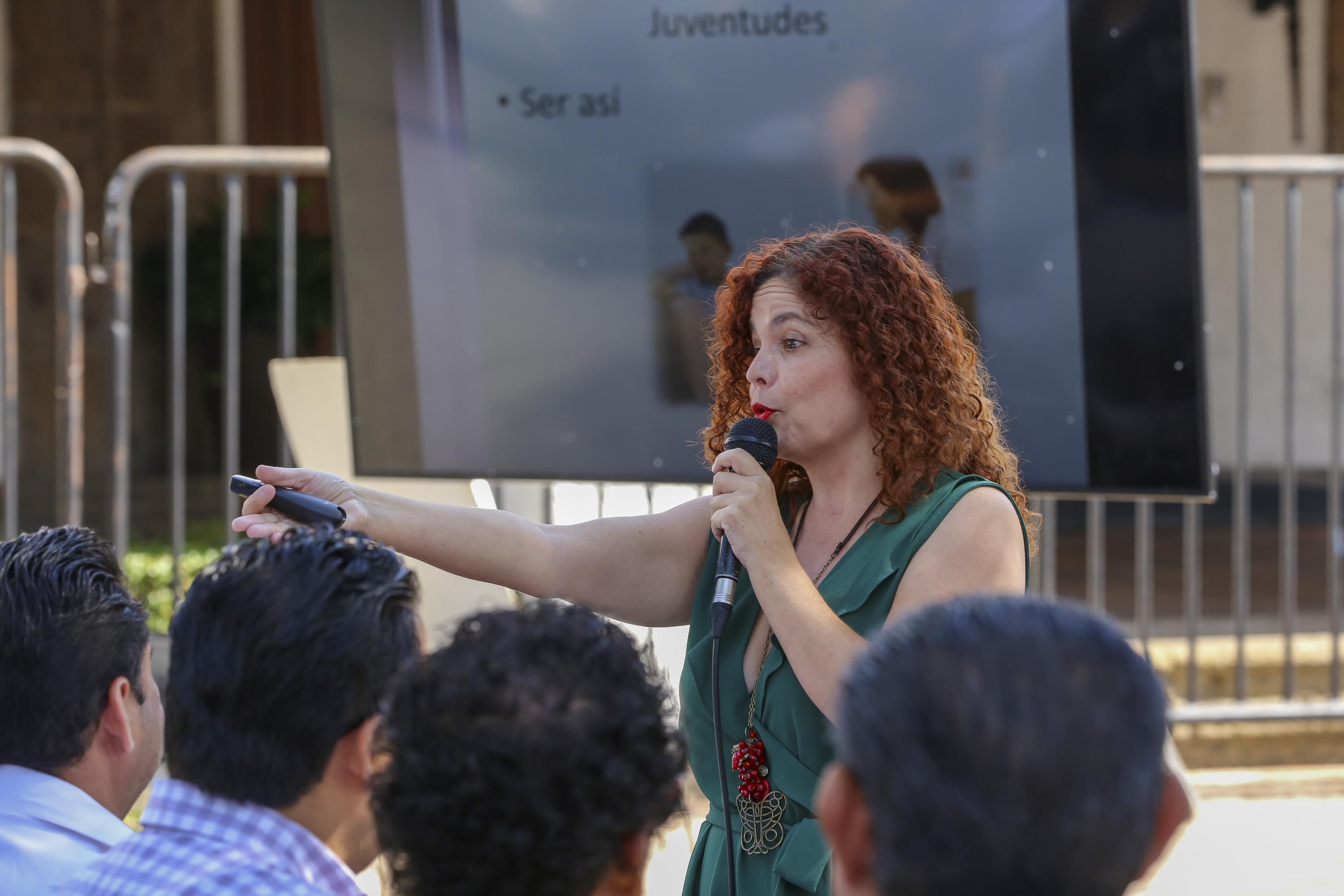 Participantes de cuciénega en master class en apoyo por la Autonomía, la Educación y la Salud universitaria