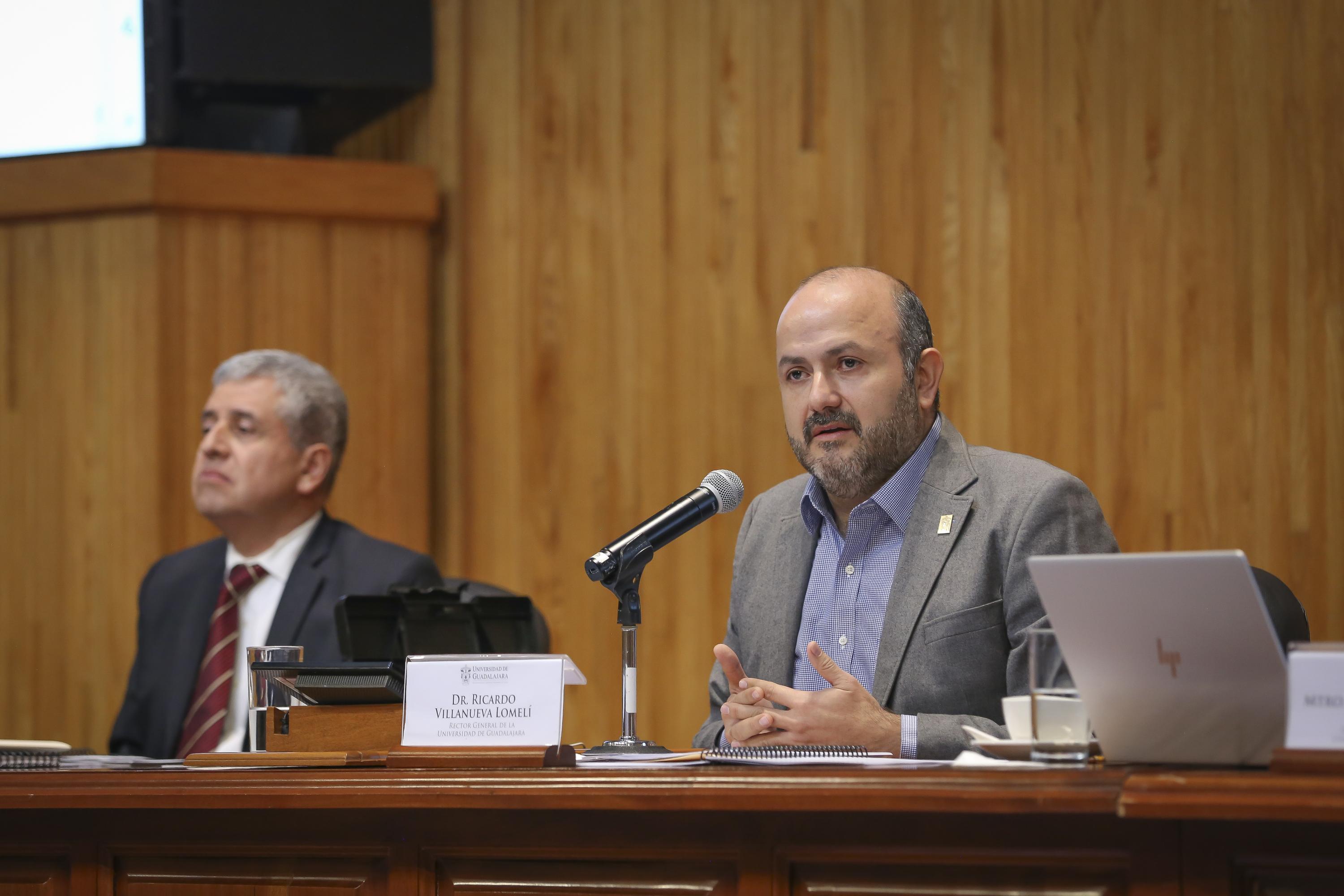 Autoridades del c g u en presiduim