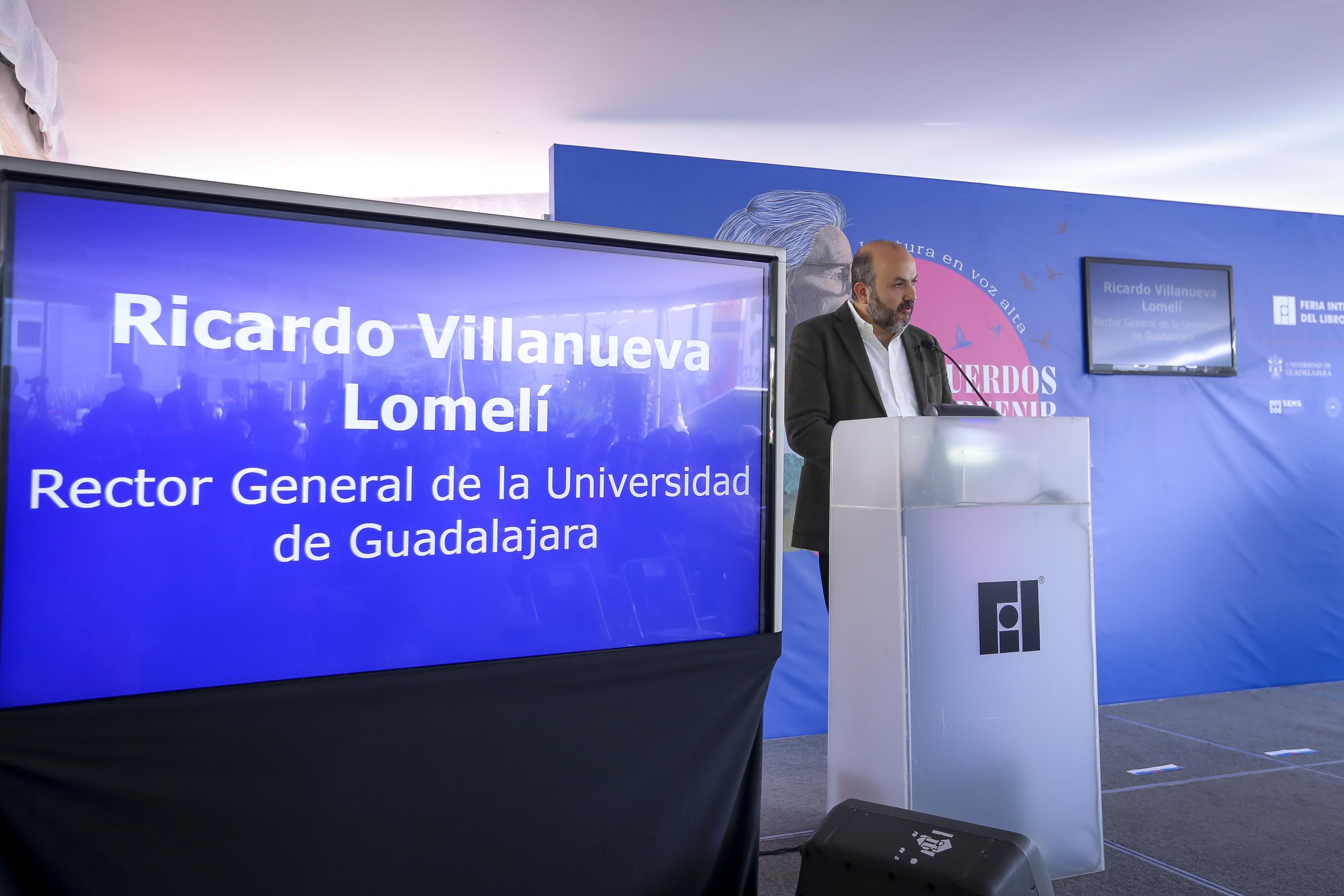 doctor Ricardo Villanueva Lomelí rector general de la Universidad de Guadalajara