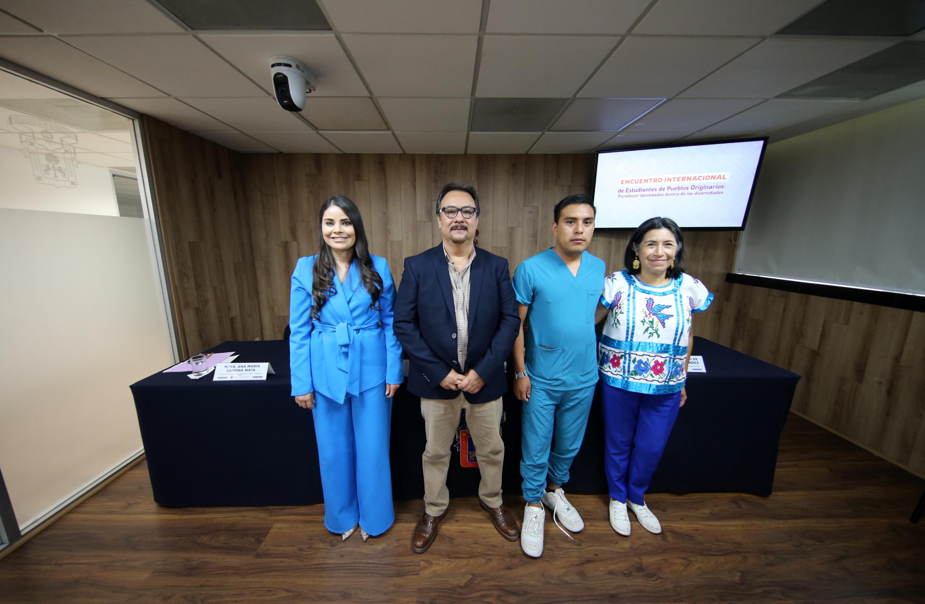 Autoridades del evento en rueda de prensa