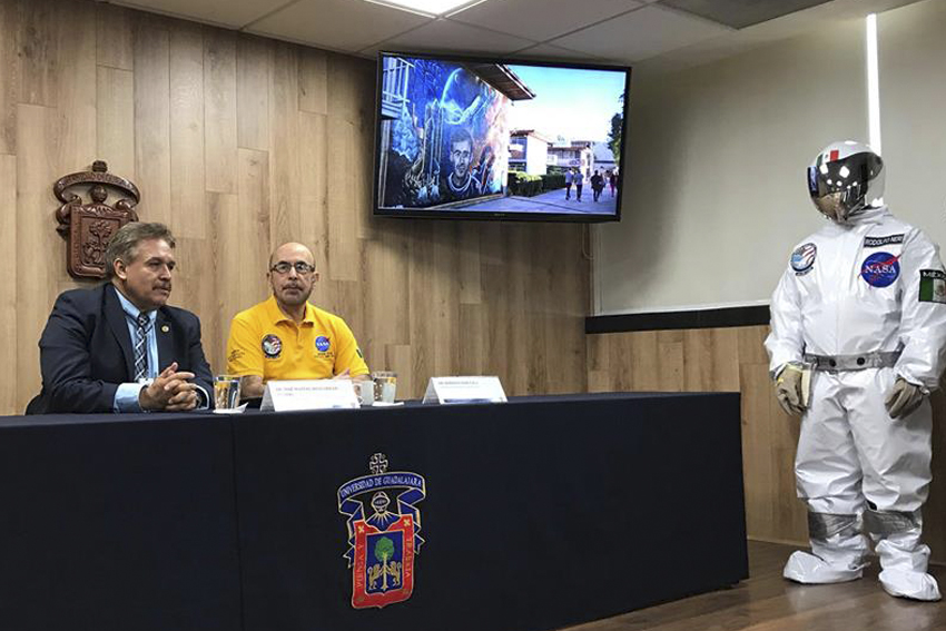 Integrantes de la mesa del presídium