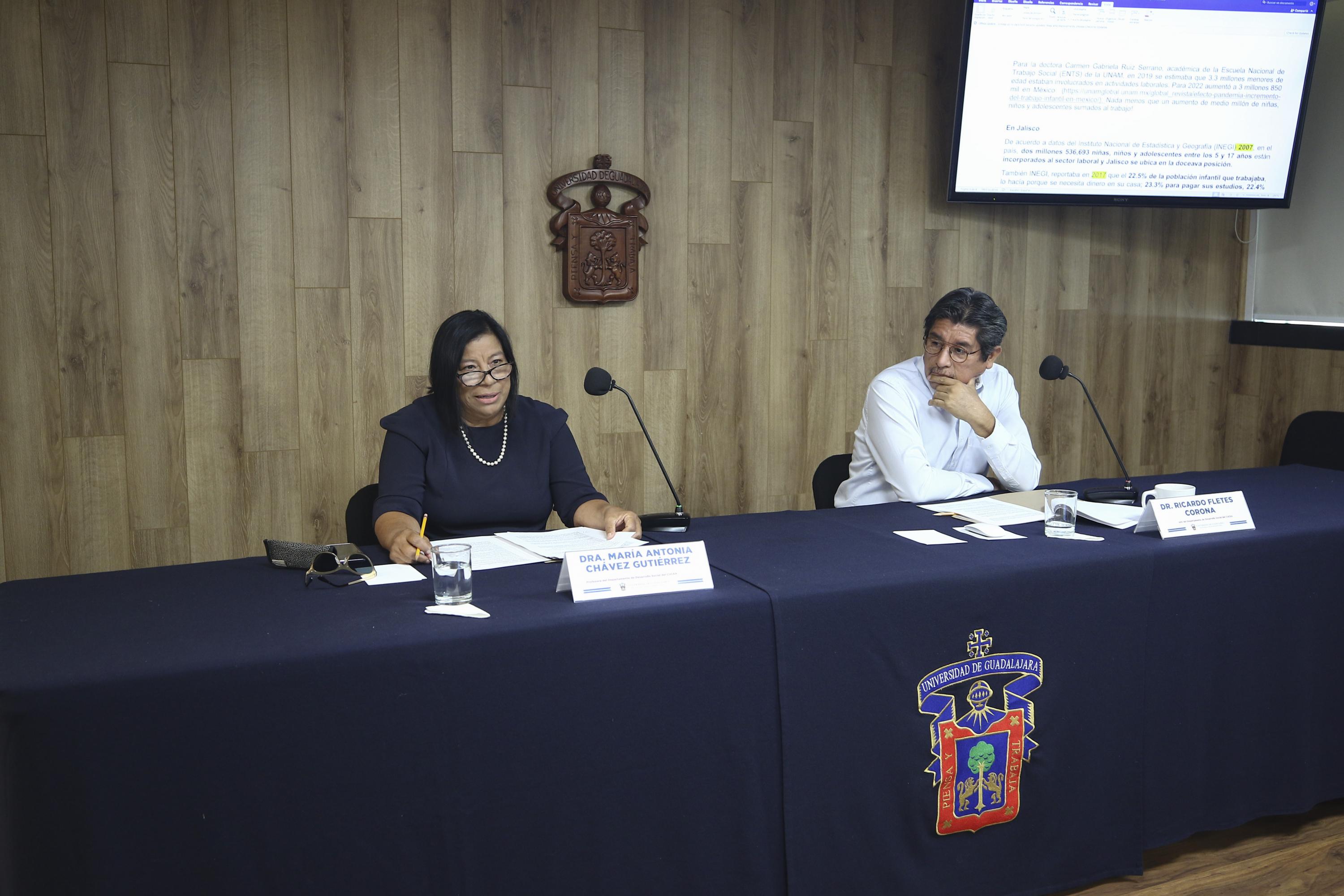 Autoridades del evento en rueda de prensa