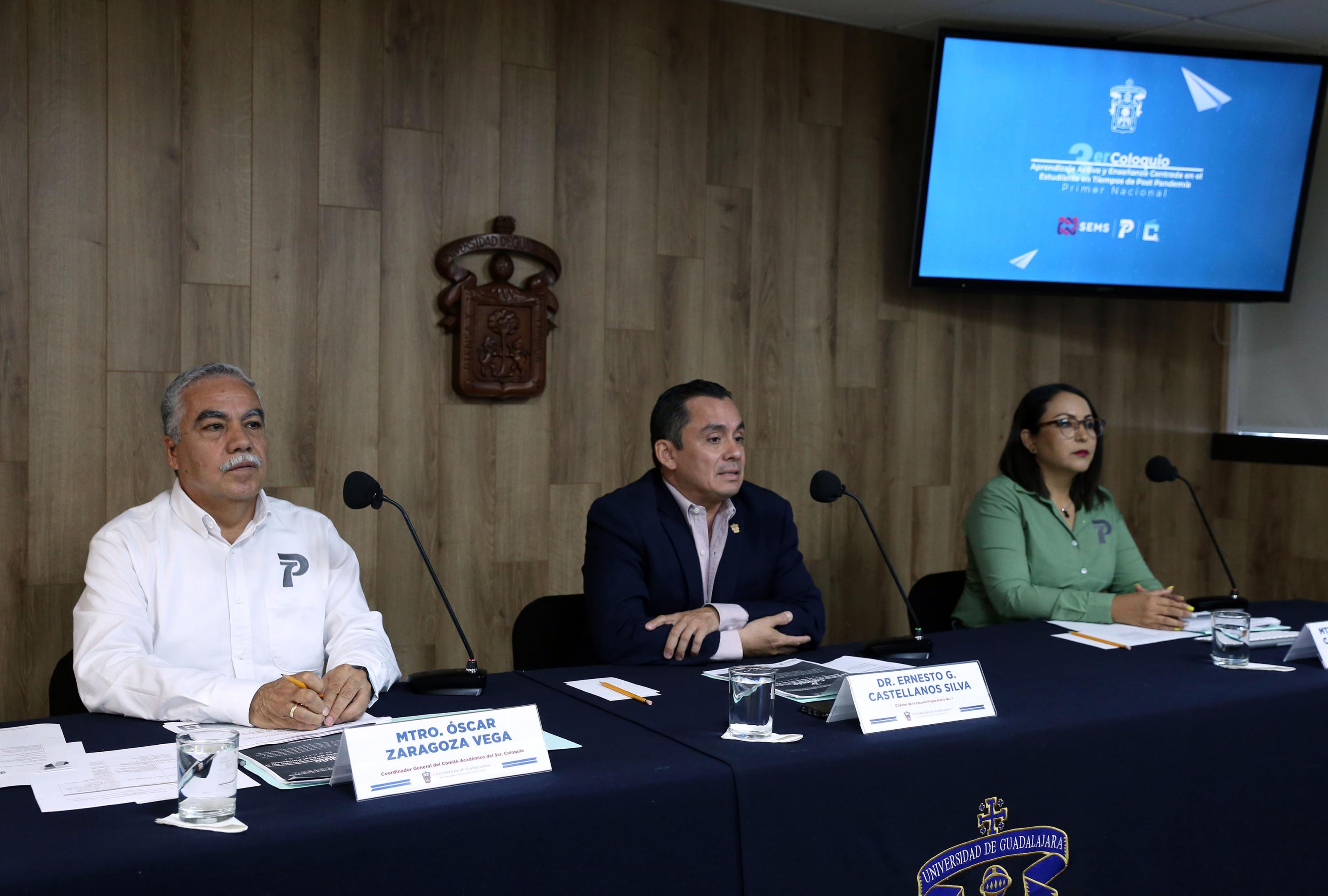 Autoridades del evento en rueda de prensa