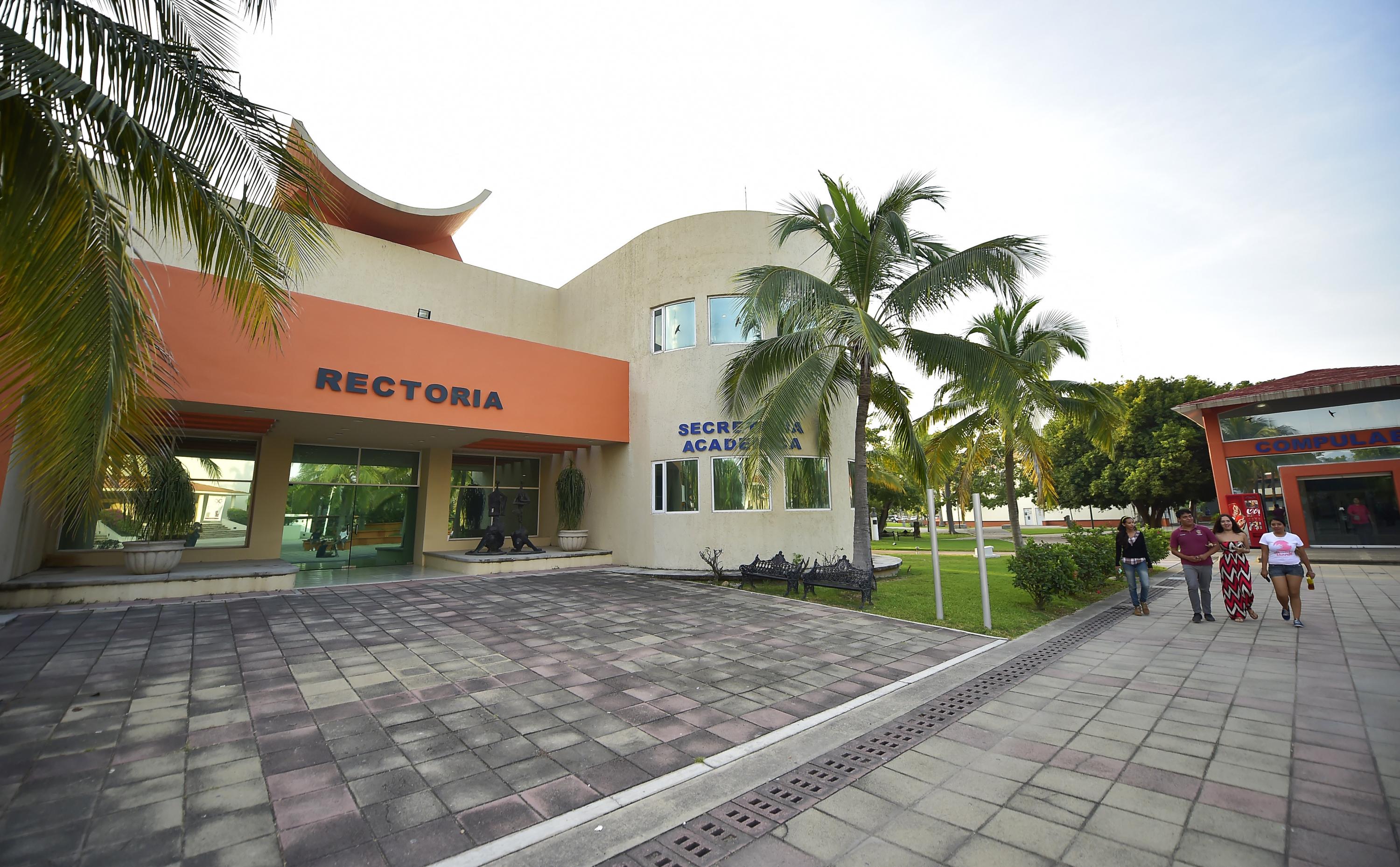 Fachada del plantel