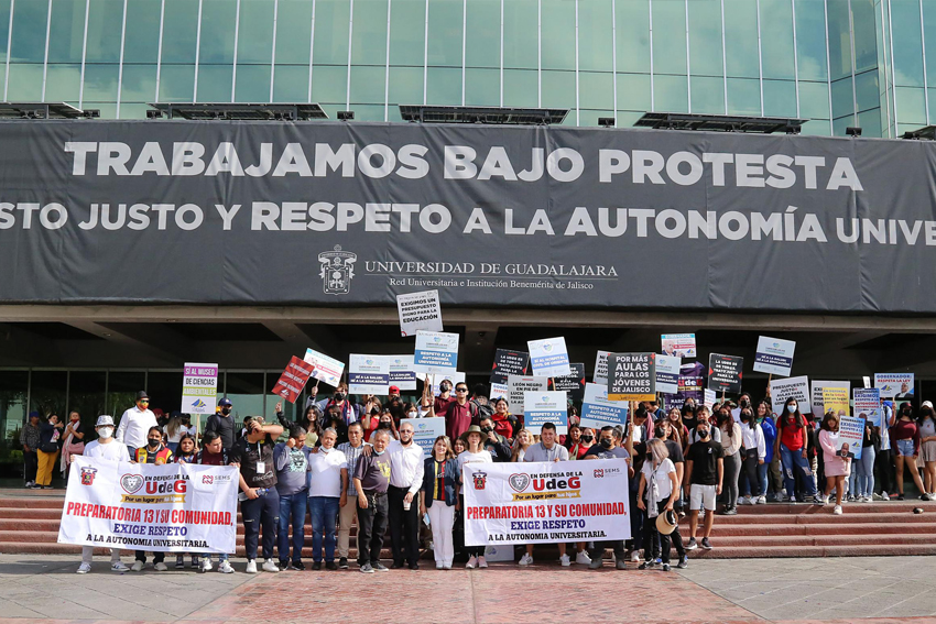 Participantes en contingente caminata por la autonomía Caminata por la Autonomía, la Educación y la Salud