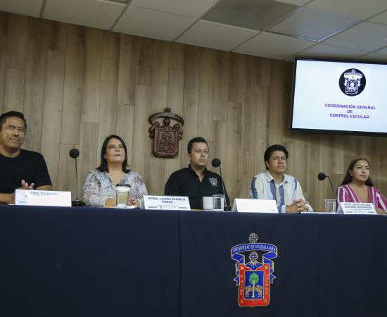 Autoridades del evento en rueda de prensa