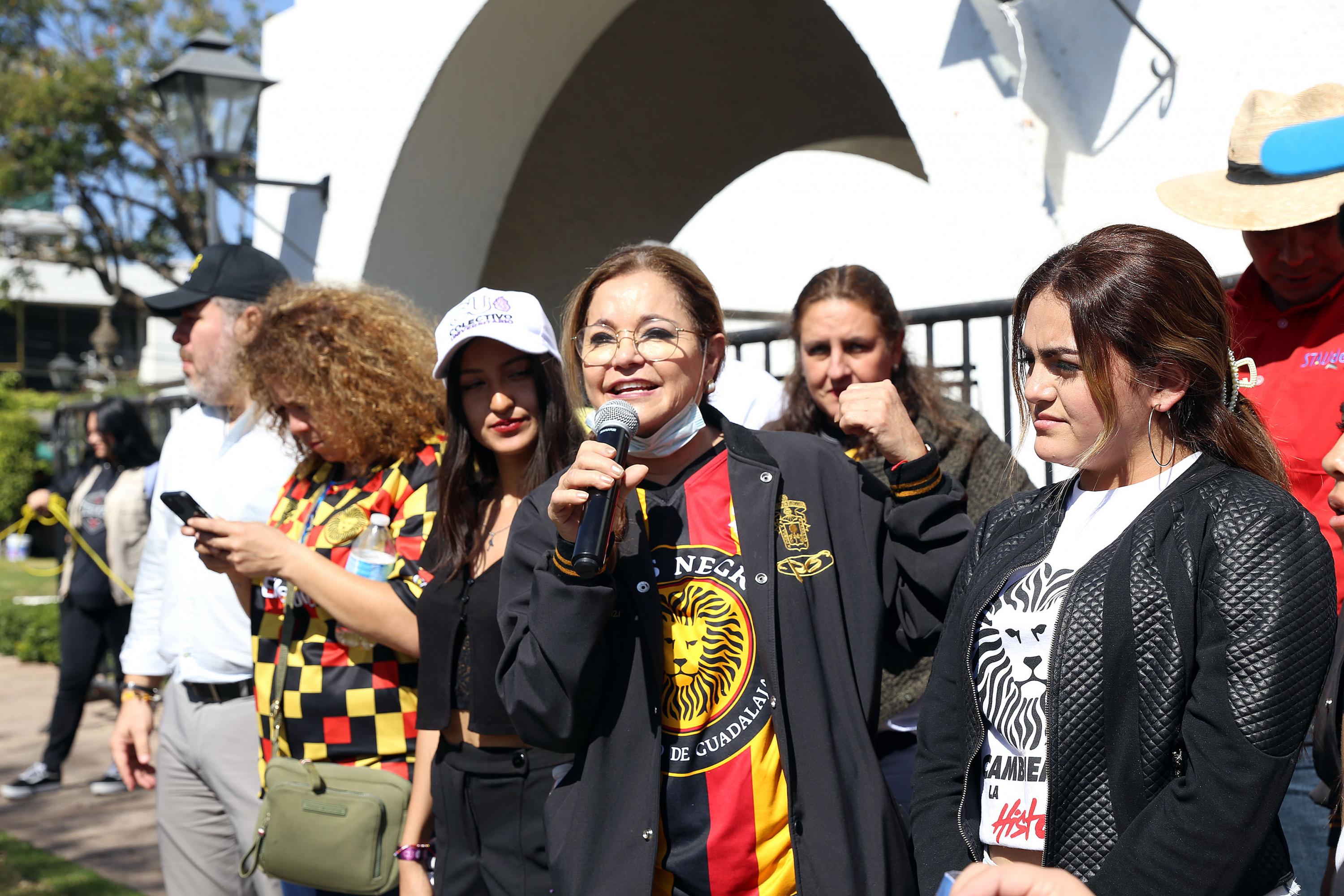 Participantes en contingente caminata por la autonomía Caminata por la Autonomía, la Educación y la Salud