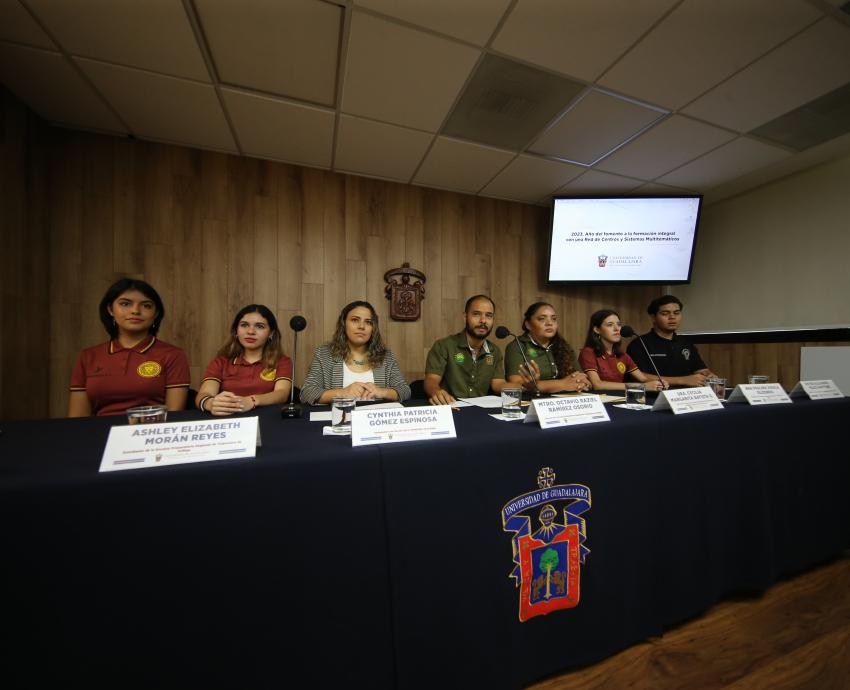 Autoridades del evento en rueda de prensa